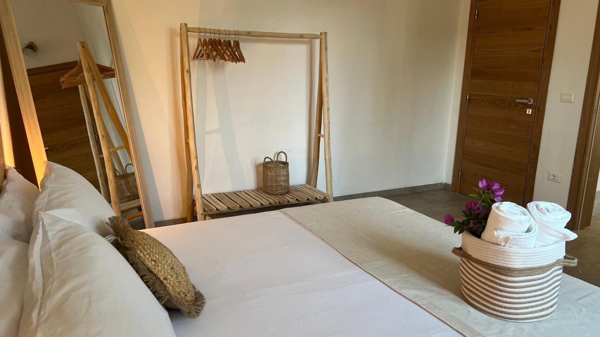 Bed and Breakfast Il Mandorlo Santa Teresa Gallura Exterior foto